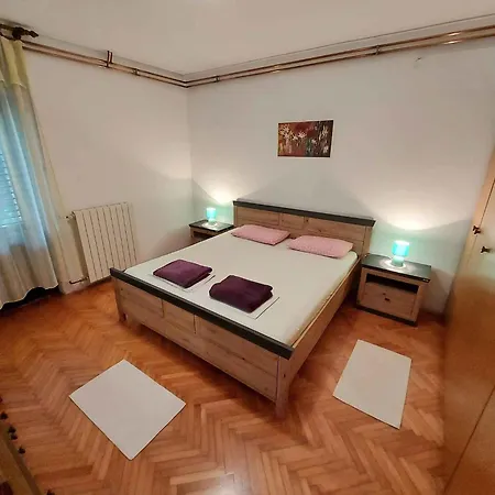 Apartment In - Istrien 51060 Pula