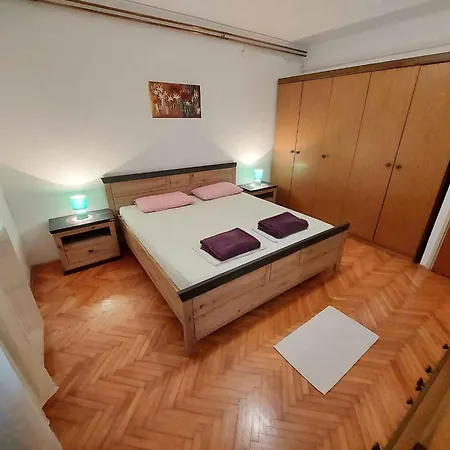 In - Istrien 51060 Apartment